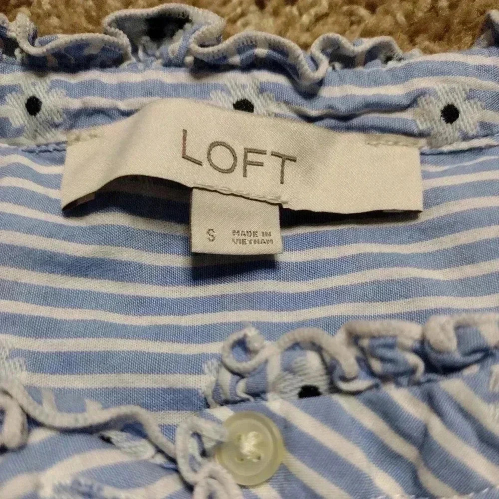 LOFT Floral Striped Ruffle sleeve Button down top - Picture 8 of 9
